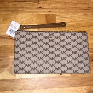 NWT Michael Kors clutch